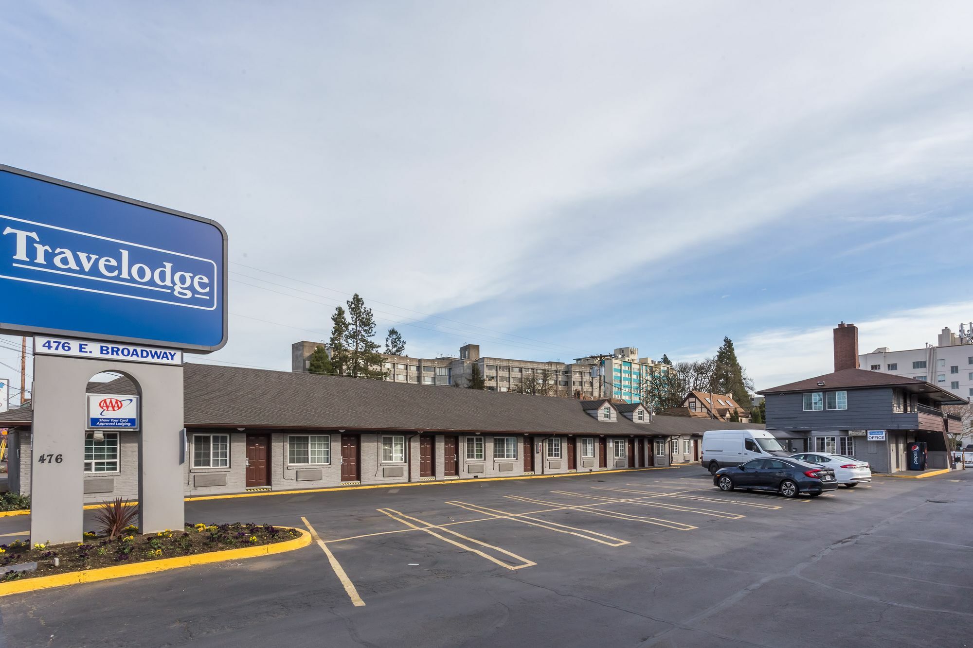 Travelodge By Wyndham Eugene Downtown/University Of Oregon Extérieur photo