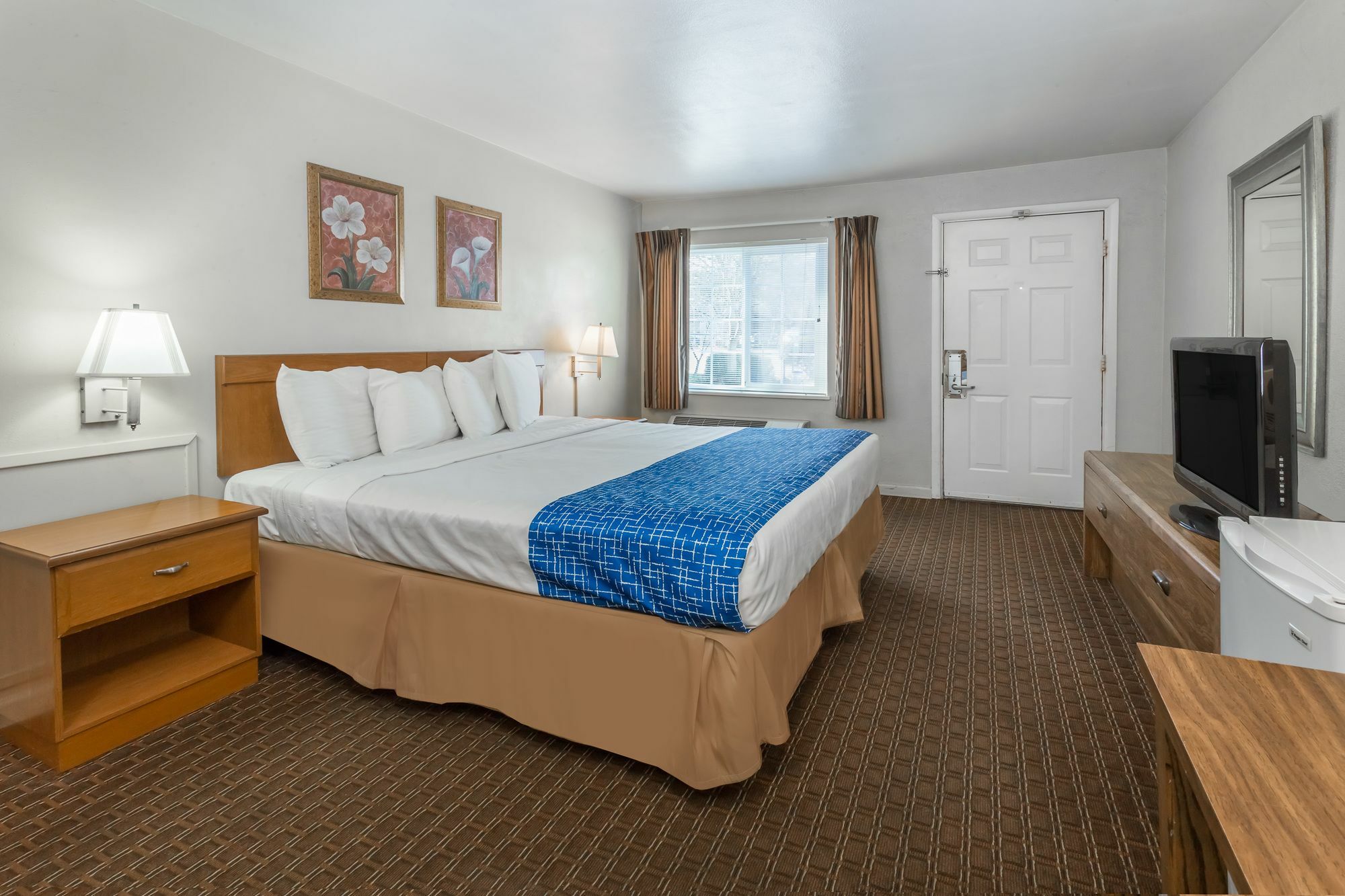 Travelodge By Wyndham Eugene Downtown/University Of Oregon Extérieur photo