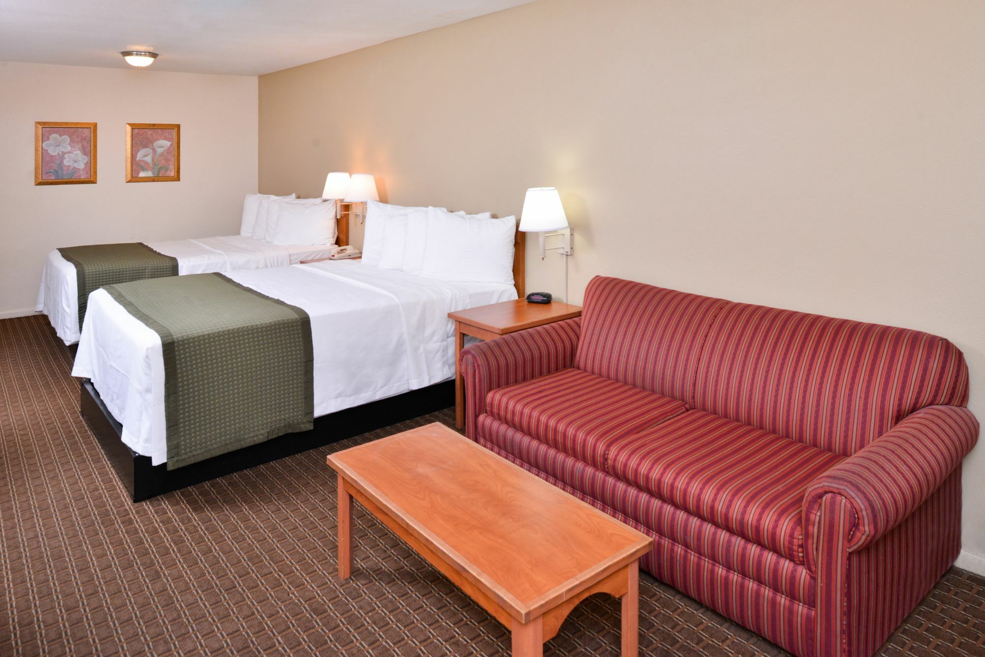 Travelodge By Wyndham Eugene Downtown/University Of Oregon Extérieur photo